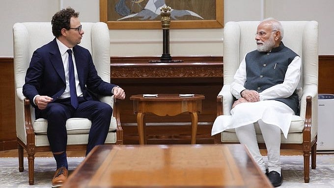 <div class="paragraphs"><p>Prime Minister Narendra Modi with CEO of Anthropic Dario Amodei during a meeting, in New Delhi.</p></div>