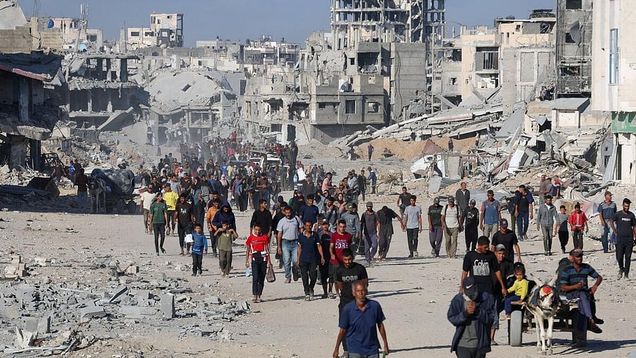 <div class="paragraphs"><p>Ceasefire between Israel and Hamas goes into effect</p><p></p></div>