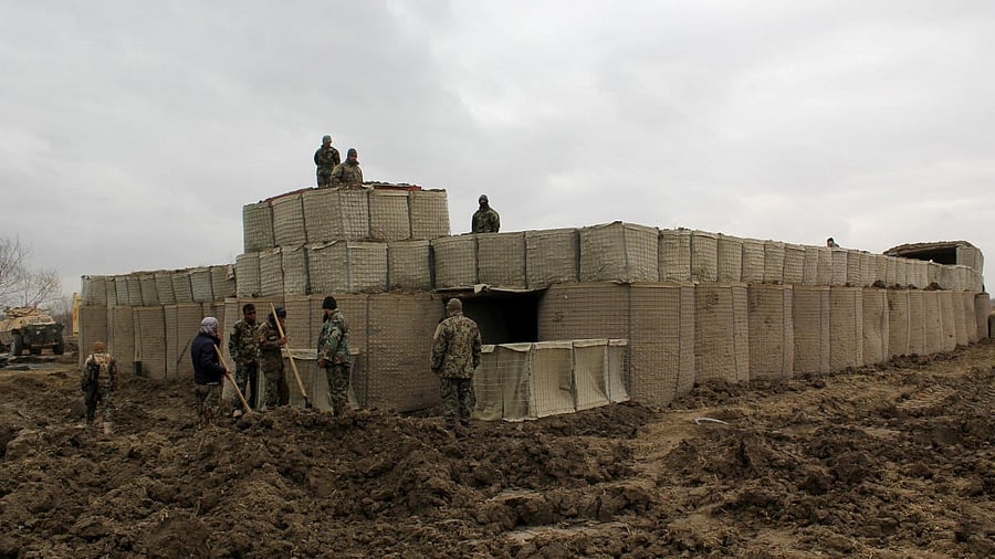 <div class="paragraphs"><p>Firefights erupt between Pakistani and Afghan forces along the border</p></div>