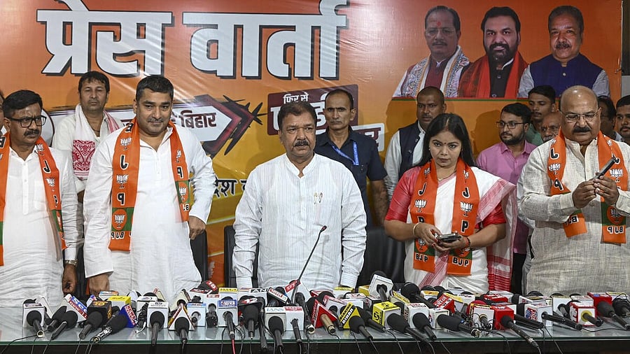 <div class="paragraphs"><p>Bihar BJP President Dilip Jaiswal with former Congress MLA Siddharth Saurav, ex RJD MLA Sangeeta Kumari and former JDU MP Sunil Kumar Pintu as they join the party in in Patna on Monday </p></div>