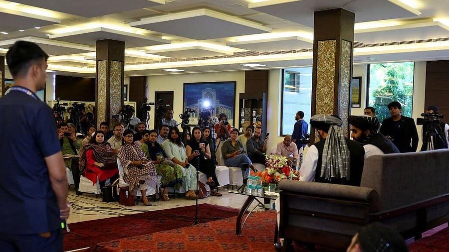 <div class="paragraphs"><p>A section of the members of the media at a press conference with Afghanistan's Taliban Foreign Minister Mawlawi Amir Khan Muttaqi, in New Delhi on October 12, 2025.<br></p></div>