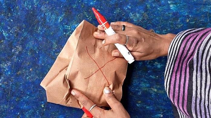 <div class="paragraphs"><p>The #MarkItRed campaign calls on citizens to wrap sanitary or hazardous waste in paper and mark it with a red cross for safe disposal.</p></div>