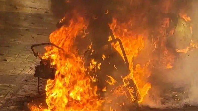 <div class="paragraphs"><p>A two-wheeler on blaze. Photo credit: Suresh Kumar media post.</p></div>