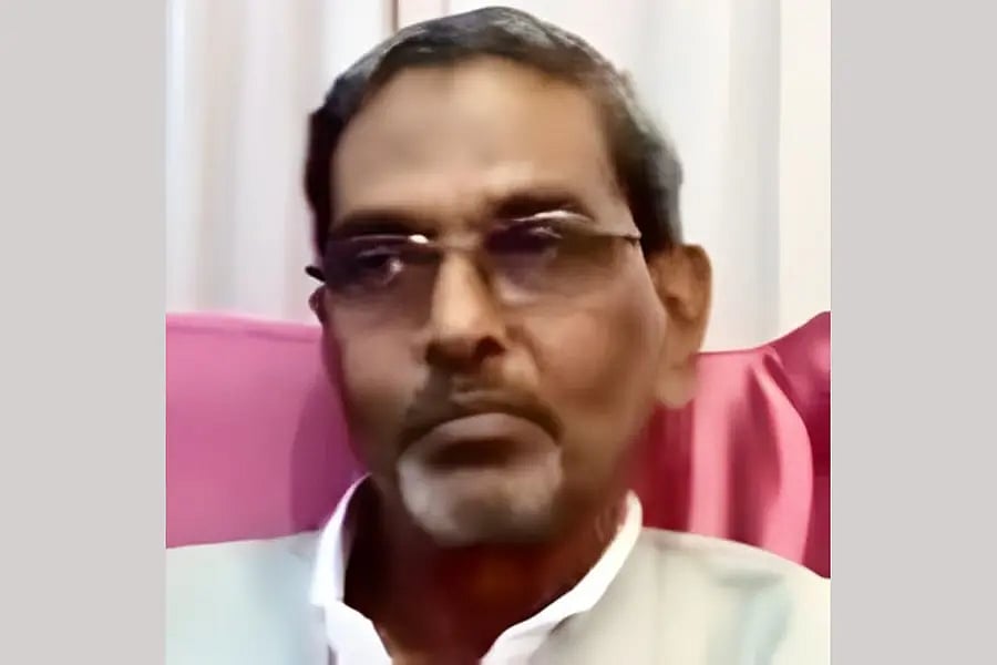 <div class="paragraphs"><p>Dr&nbsp;Syed Amjed Ahmed.&nbsp;</p></div>