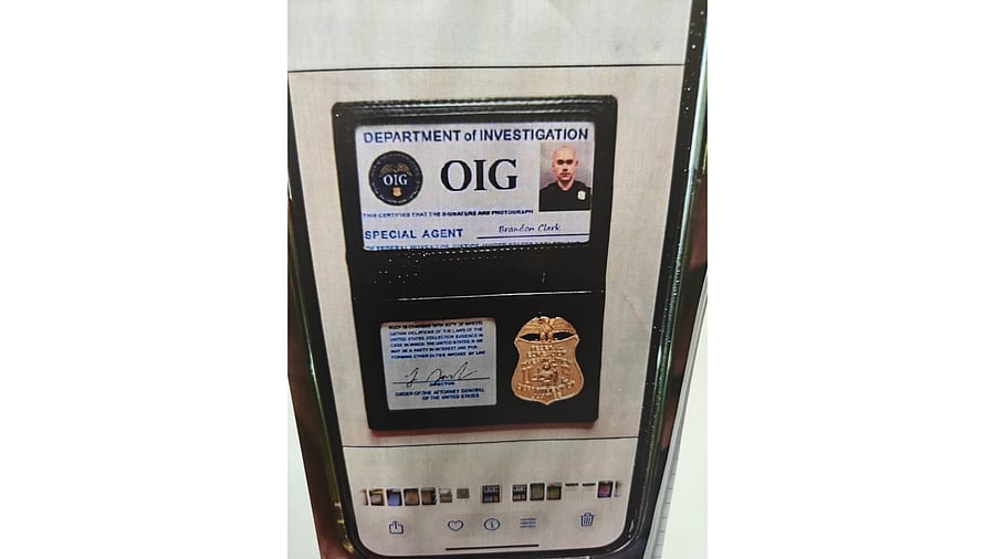 <div class="paragraphs"><p>A falsified police ID of a non-existent American investigation agency.</p></div>