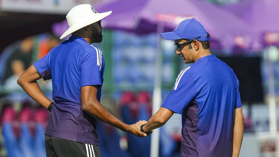 <div class="paragraphs"><p>Coach Gautam Gambhir (right) voiced disappointment of team management, which felt that neither medium pacers nor spinners got any purchase off the track.</p><p></p></div>