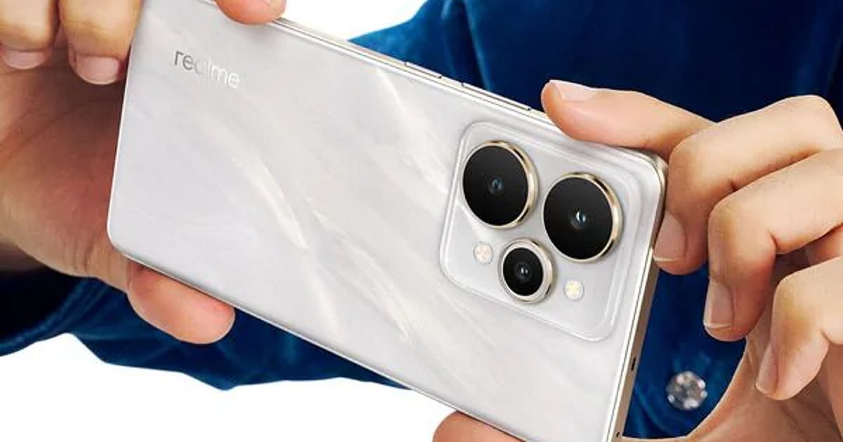 Realme 15 Pro smartphone image