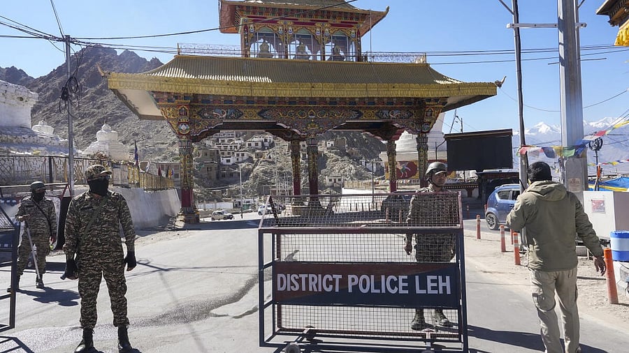 <div class="paragraphs"><p>Curfew continues in Leh after Ladakh statehood protests</p><p></p></div>