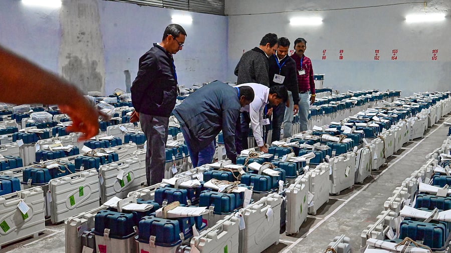 <div class="paragraphs"><p>Image for representation. EVMs and VVPATs at a strong room on the counting day of the Jharkhand Assembly polls, in 2024.&nbsp;</p></div>