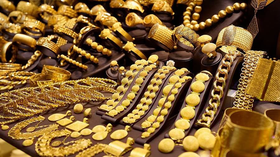 <div class="paragraphs"><p>Representative image of gold jewelry.</p></div>