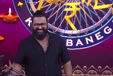 <div class="paragraphs"><p>Kantara Chapter 1 Director Rishab Shetty on the set of Kaun Banega Crorepati.</p></div>