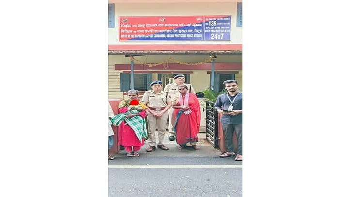 <div class="paragraphs"><p>In a swift and coordinated operation, the RPF personnel, under South Western Railway, in Mysuru, rescued the baby boy within 30 minutes of receiving an alert.</p></div>