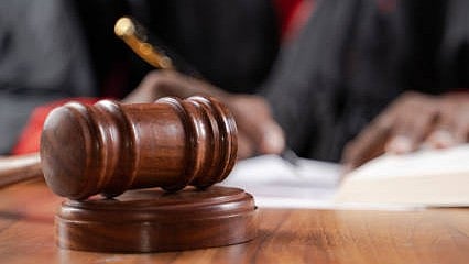 <div class="paragraphs"><p>The court noted that against the civil judge’s order dismissing his plea, Pracha had filed the present appeal.</p></div>