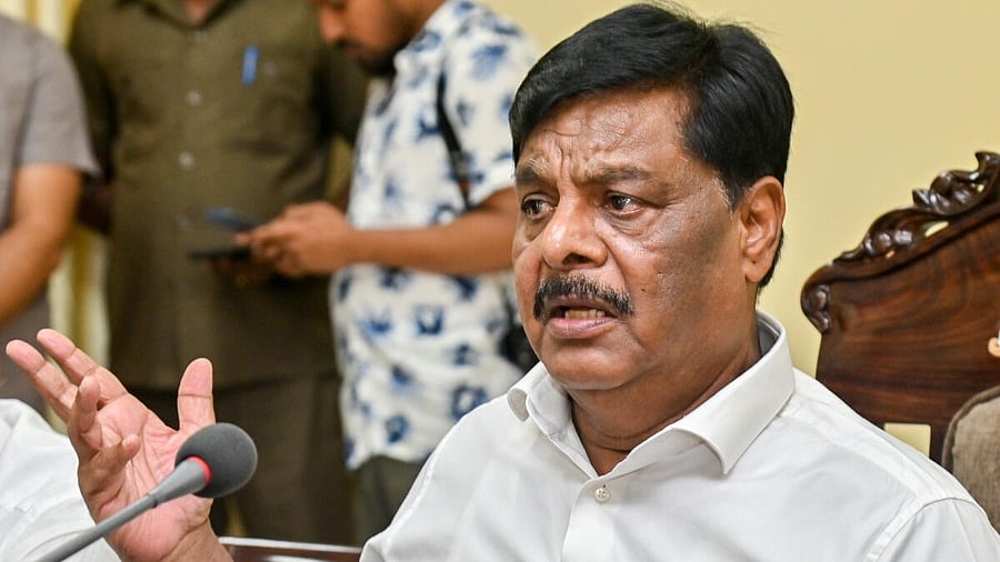 <div class="paragraphs"><p>Social Welfare Minister Dr HC Mahadevappa.</p></div>