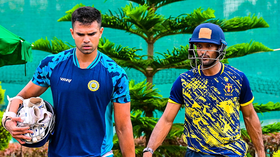 <div class="paragraphs"><p>Karnataka skipper Mayank Agarwal (right) and Goa all-rounder Arjun Tendulkar during a practice session on the eve of their Ranji tie in Shivamogga. </p></div>