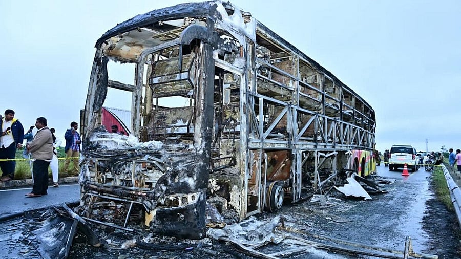 <div class="paragraphs"><p>Charred remains of a Hyderabad-bound private bus that caught fire after a collision with a two-wheeler, near Chinnatekur in Kurnool district, Andhra Pradesh.</p></div>