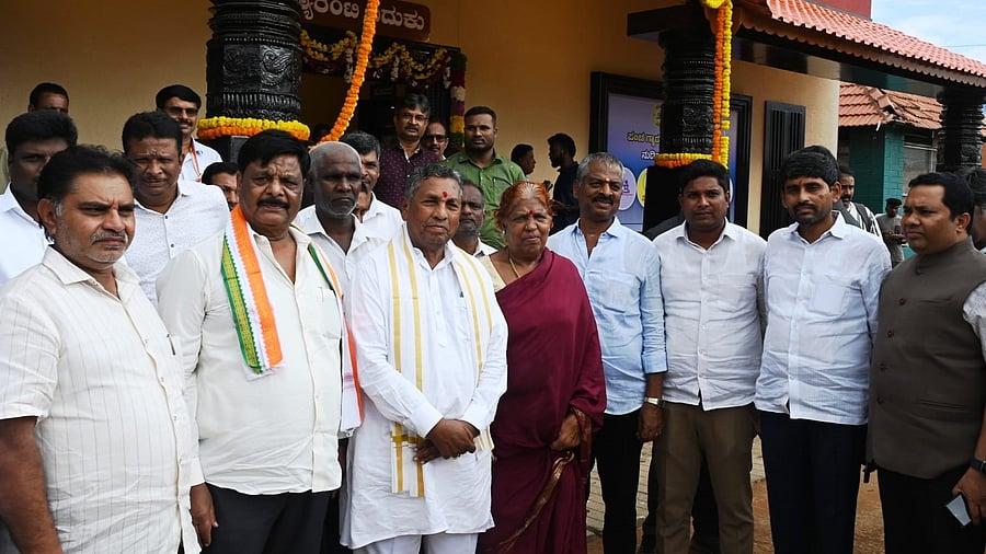 <div class="paragraphs"><p>Food and Civil Supplies Minister K H Muniyappa during the inauguration of the department stall as part of Mysuru Dasara Exhibition, in Mysuru, on Saturday. Social Welfare Minister H C Mahadevappa and Chairman of the Karnataka Exhibition Authority Ayub Khan are seen. </p></div>