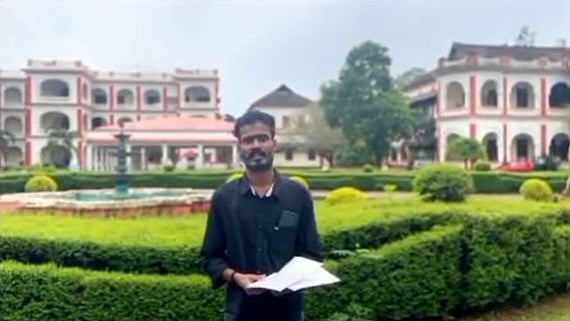 <div class="paragraphs"><p>Several student outfits, including the ruling left-front's student outfits, have staged a protest against the fee hike.</p></div>