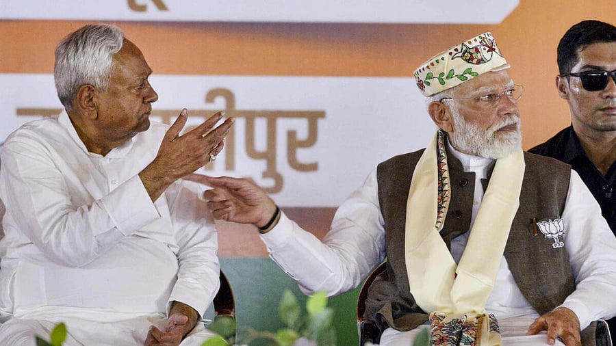 <div class="paragraphs"><p>Prime Minister Narendra Modi, right, and Bihar Chief Minister Nitish Kumar during a public meeting ahead of the state Assembly elections, in Samastipur</p></div>