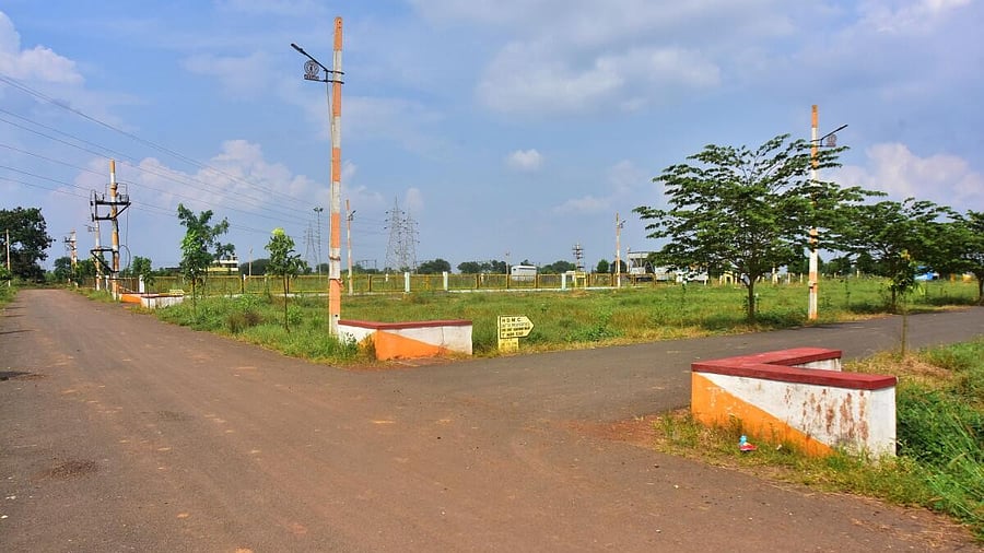 <div class="paragraphs"><p>Many residents think that the new scheme may increase land value for owners, but it won’t fix the lack of roads, drainage and other shortcomings.<br></p></div>