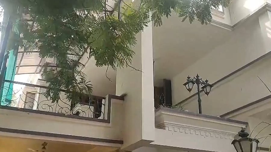 <div class="paragraphs"><p>Screengrab of&nbsp;ex-minister Eknath Khadse's&nbsp;bungalow.</p></div>