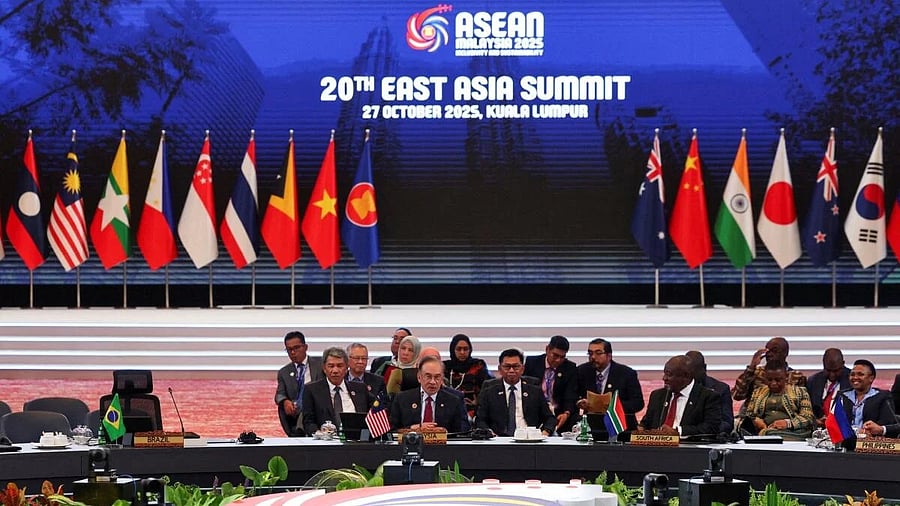 <div class="paragraphs"><p>Chairman of the Association of Southeast Asian Nations (ASEAN) and Malaysia's Prime Minister, Anwar Ibrahim, delivers a keynote address during the 20th East Asia Summit (EAS), as part of the 47th ASEAN Summit in Kuala Lumpur, Malaysia.</p></div>