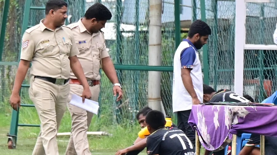 <div class="paragraphs"><p>Police patrol the Bangalore Football Stadium during a KSFA Super Division League game on Tueasday. </p></div>