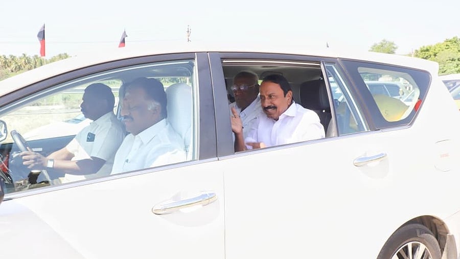 <div class="paragraphs"><p>Sengottaiyan, travels in OPS’ car from Madurai to Pasumpon.</p></div>