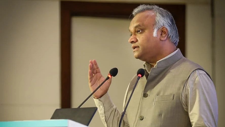 <div class="paragraphs"><p>Priyank Kharge </p></div>