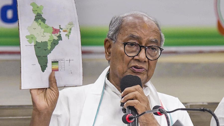 <div class="paragraphs"><p>Senior Congress leader Digvijaya Singh addresses a press conference, in Patna.</p></div>