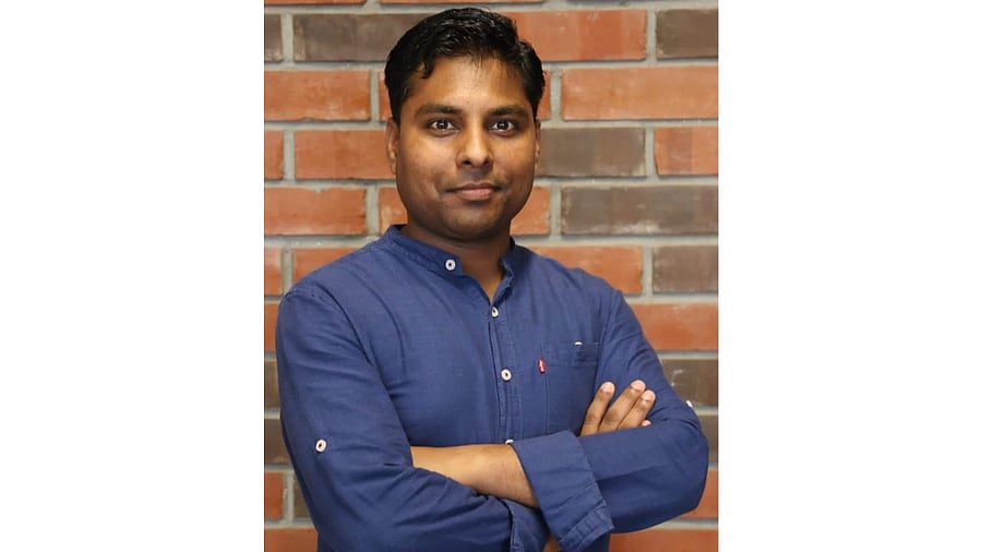 <div class="paragraphs"><p>Ashish Ranjan</p></div>