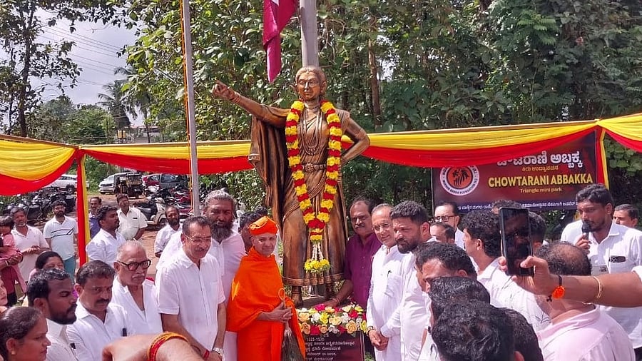 <div class="paragraphs"><p>The statue of Rani Abbakka was unveiled in front of&nbsp;Chowtara Aramane at Moodbidri, on Saturday. </p></div>