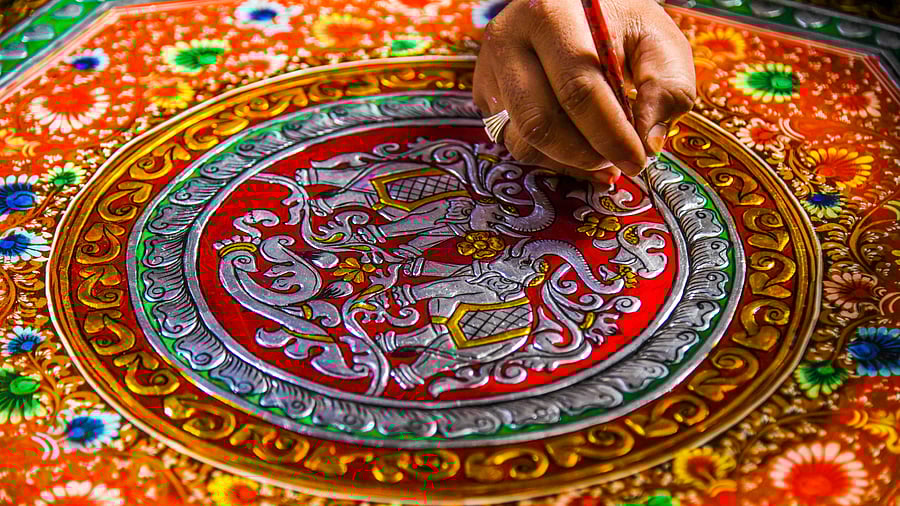 <div class="paragraphs"><p>The demand for Kinnal artefacts has surged after the reduction of GST on handicrafts from&nbsp;12% to 5%.&nbsp;</p></div>