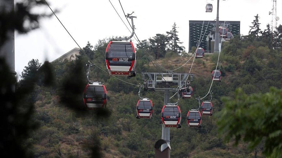 <div class="paragraphs"><p>Representative image of Cable cars.</p></div>
