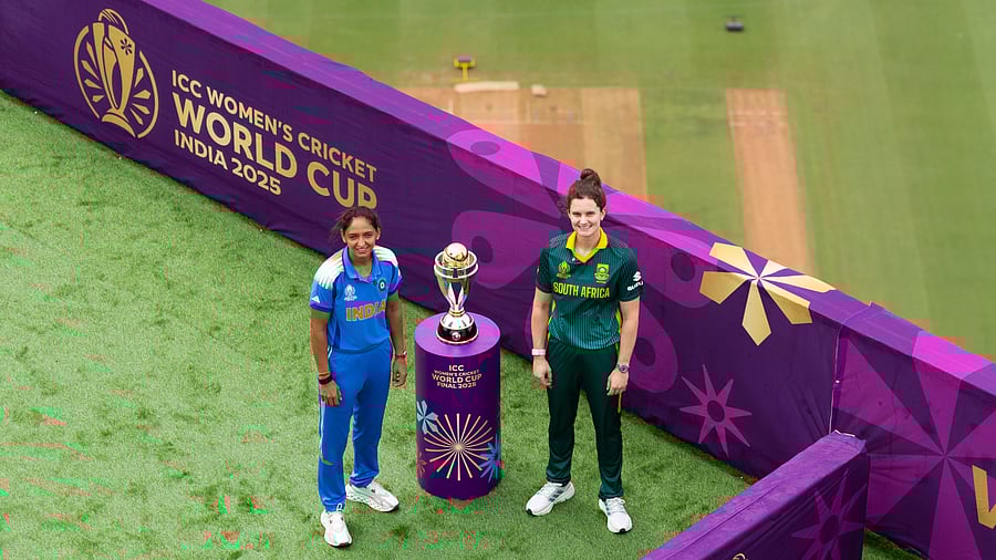 <div class="paragraphs"><p>India and South Africa are geared up for ICC Women's World Cup finals today.</p></div>