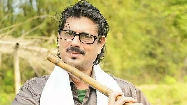 <div class="paragraphs"><p>Flautist Deepak Sarma.</p></div>