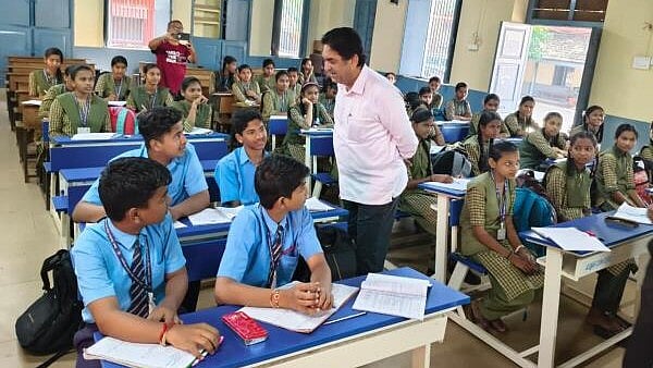 <div class="paragraphs"><p>Karnataka government college</p></div>