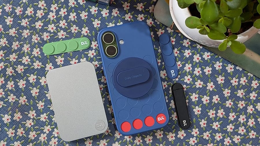 <div class="paragraphs"><p>DailyObjects Stack Phone Cases and Accessories for the iPhone 17.</p></div>