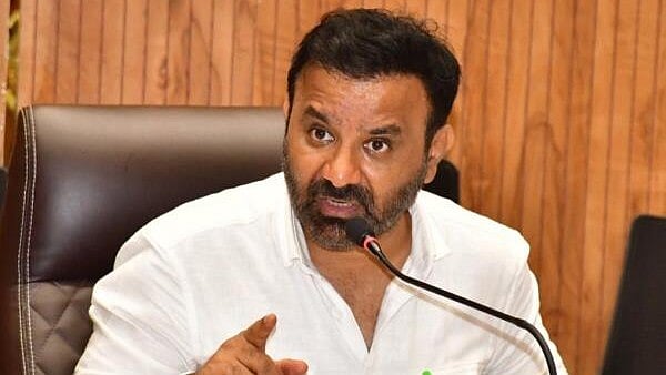 Karnataka Minister Addresses Construction Worker Safety and Fund Security Gaps