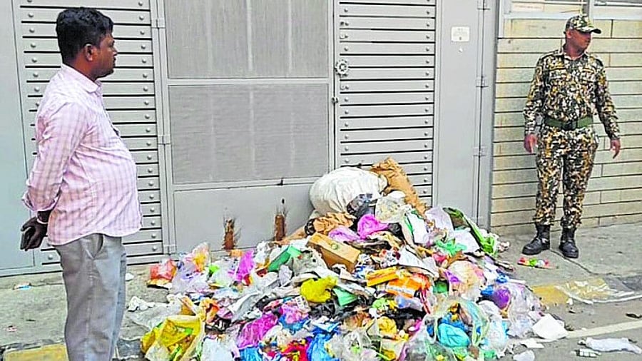 <div class="paragraphs"><p>Waste being dumped back in front of an apartment whose<br>residents were found dumping waste on roadside.</p></div>