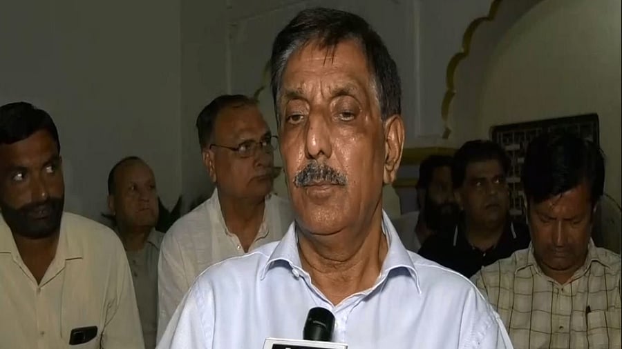 <div class="paragraphs"><p>Mohammad Mustafa.</p></div>