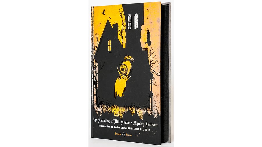 <div class="paragraphs"><p>Penguin Horror Series.</p></div>