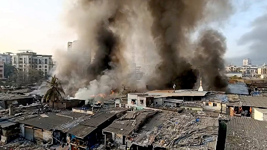 <div class="paragraphs"><p>File photo: Massive fire guts several huts near Rithala metro station in Delhi. </p></div>