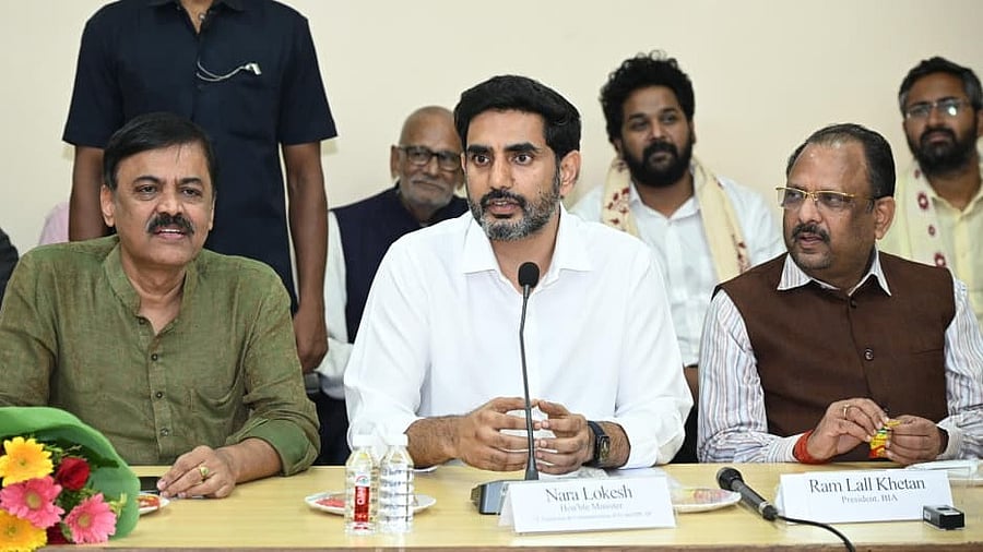 <div class="paragraphs"><p>Nara Lokesh (centre).</p></div>