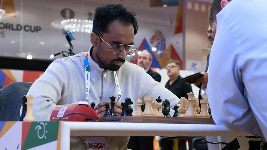 <div class="paragraphs"><p>Karthik Venkataraman was the sole Indian to win his third-round Rapid tie-break in the FIDE World Cup on Sunday. </p></div>