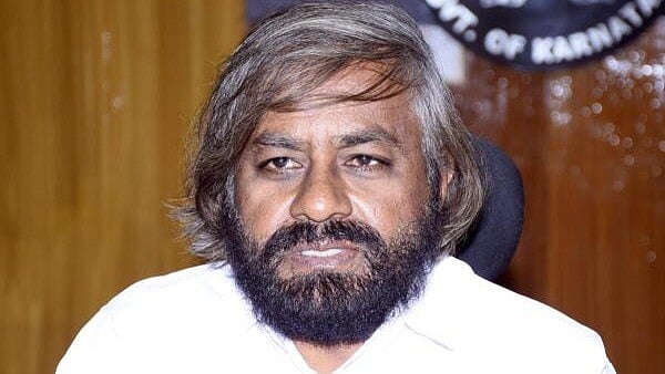 <div class="paragraphs"><p>Minister Eshwar Khandre</p></div>