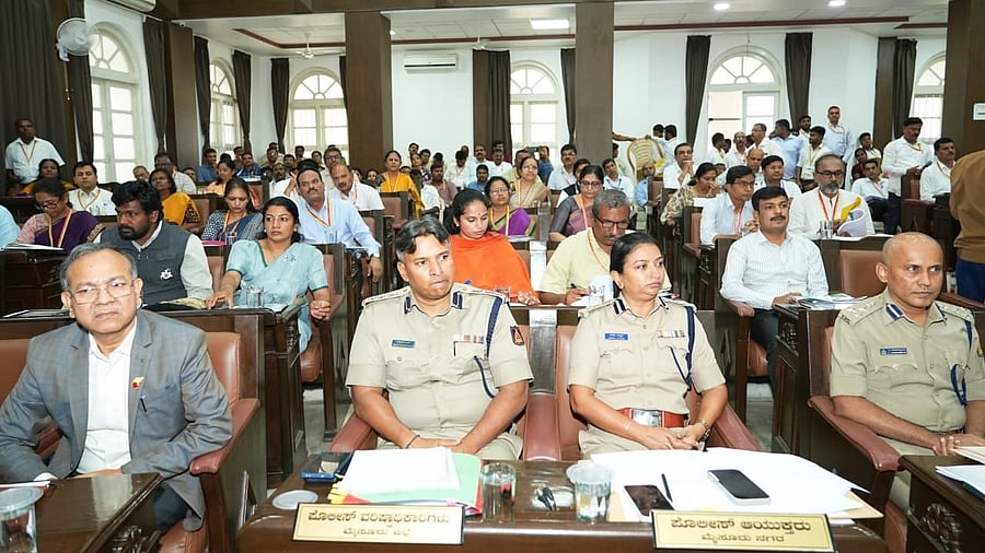 <div class="paragraphs"><p>Officials during the progress review meeting of the Karnataka Development Programme, chaired by Chief Minister Siddaramaiah, in Mysuru on Monday. </p><p><br></p></div>