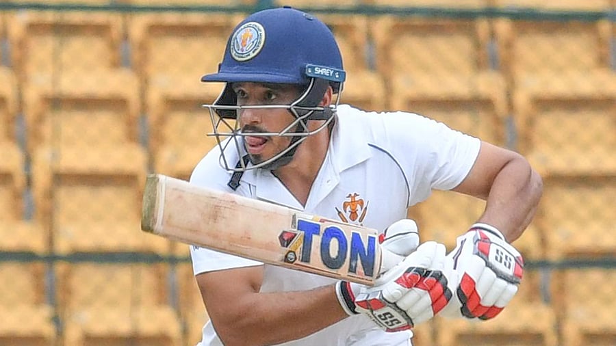 <div class="paragraphs"><p>Abhinav Manohar scored 96 on the final day to ensure Karnataka took three points against Maharashtra. </p></div>