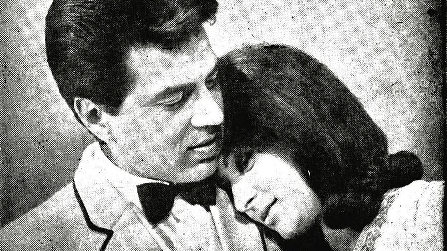 <div class="paragraphs"><p>Dharmendra</p></div>