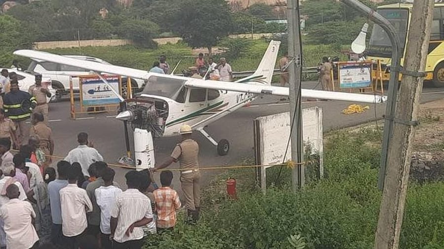 <div class="paragraphs"><p>The single engine aircraft that made an emergency landing on the Tiruchirapalli-Pudukkottai NH. </p></div>